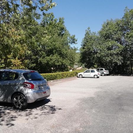 Gréoux-les-Bains Residence Les Chenes Blancs Appartement T2 מראה חיצוני תמונה